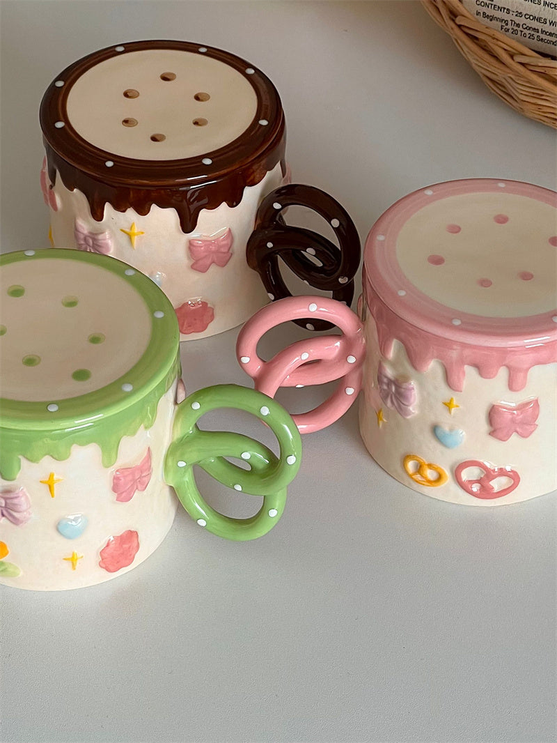 Biscuit Mug with Lid