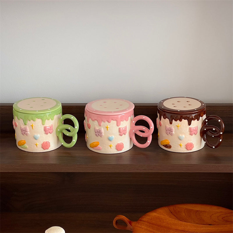 Biscuit Mug with Lid