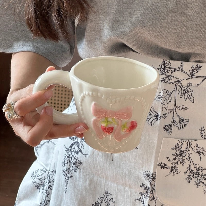 Bow Strawberry Mug