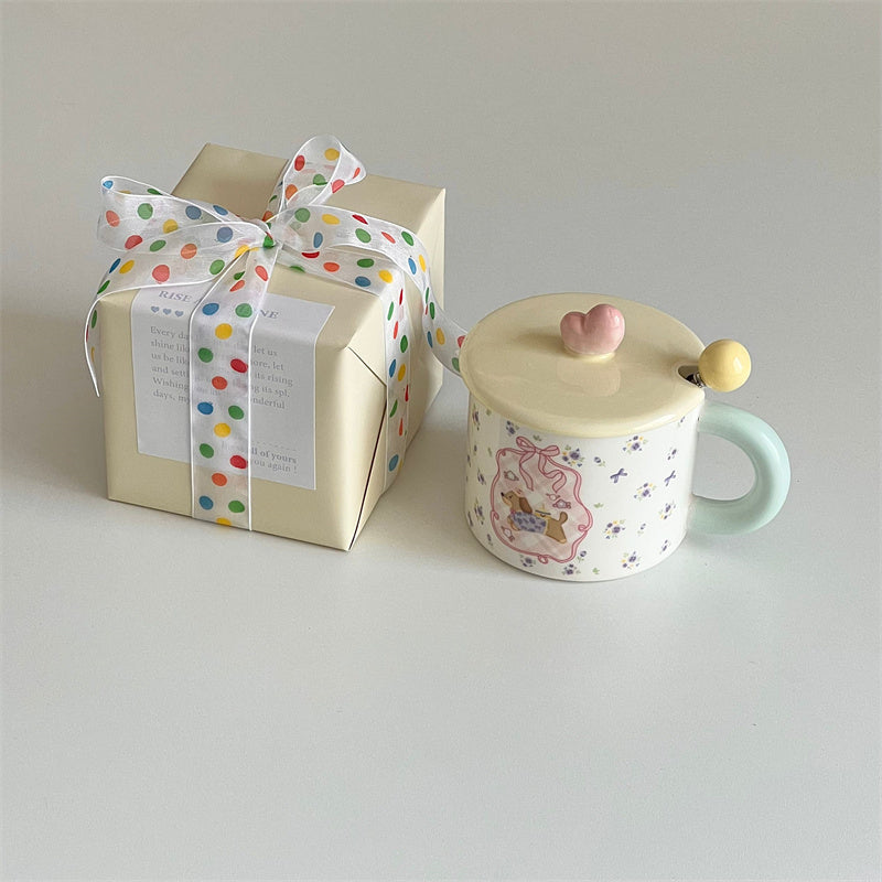 Coquette Lace Mug with Lid