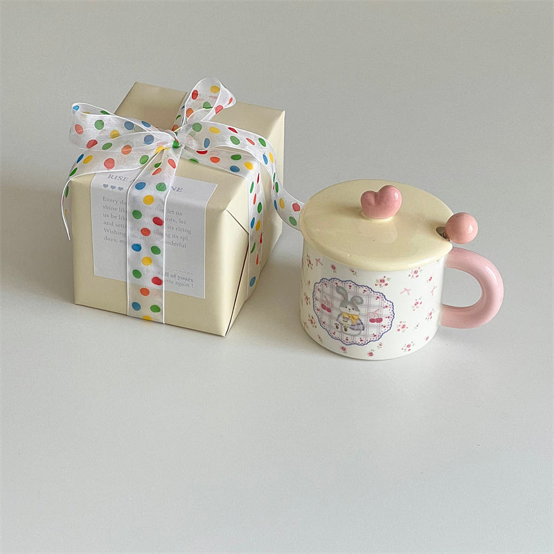 Coquette Lace Mug with Lid