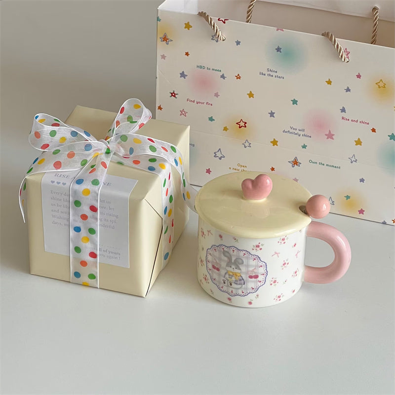 Coquette Lace Mug with Lid